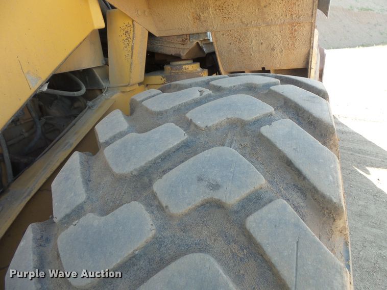 image for item FU9318 1998 Caterpillar 950G wheel loader