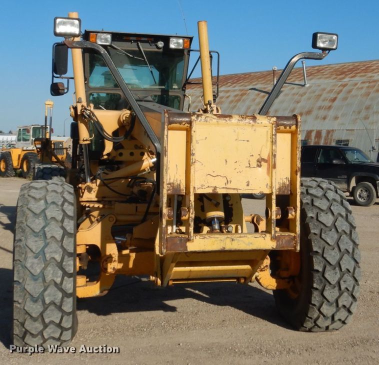 image for item FU9536 2002 Volvo G730 VHP motor grader