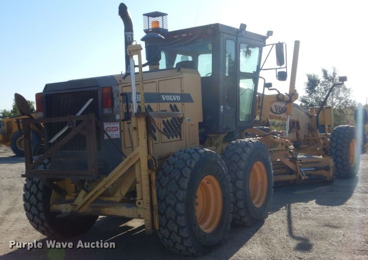 image for item FU9536 2002 Volvo G730 VHP motor grader