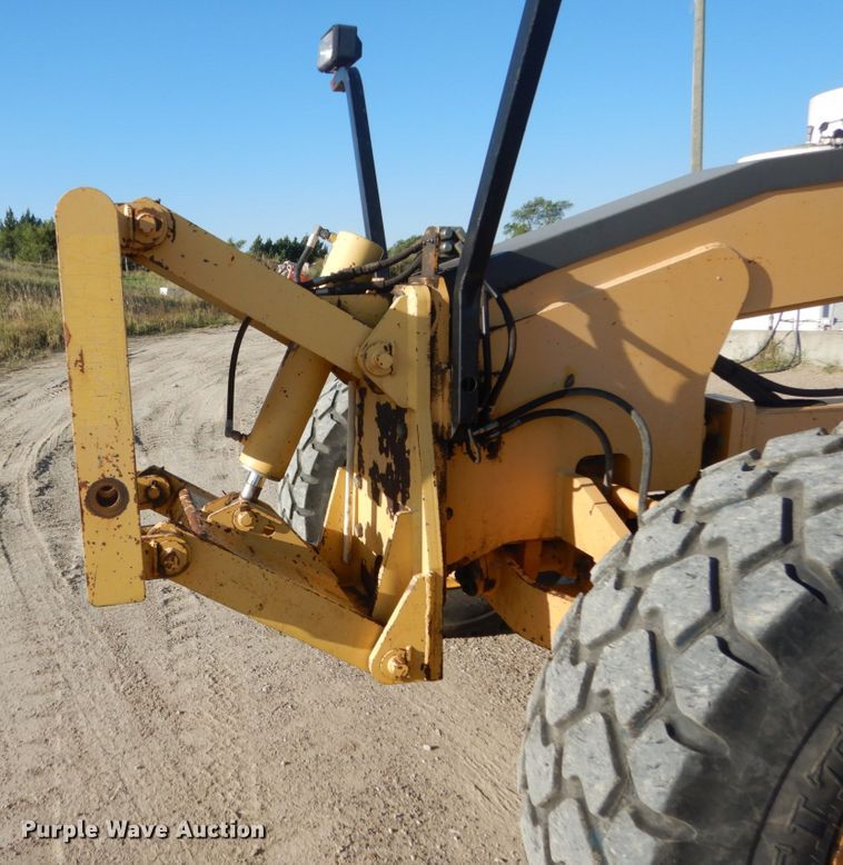 image for item FU9536 2002 Volvo G730 VHP motor grader