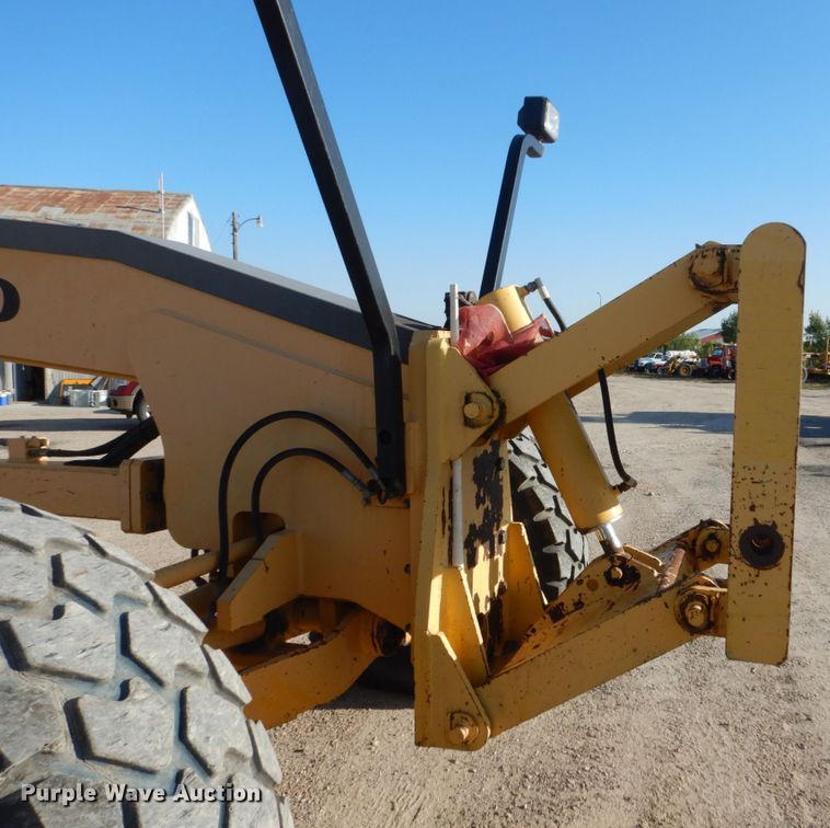 image for item FU9536 2002 Volvo G730 VHP motor grader