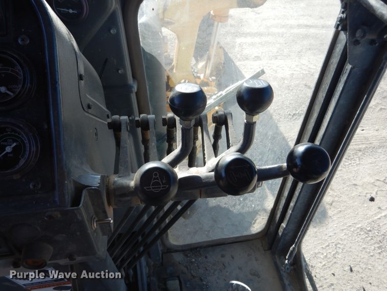 image for item FU9536 2002 Volvo G730 VHP motor grader