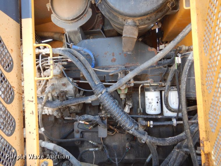 image for item FU9536 2002 Volvo G730 VHP motor grader