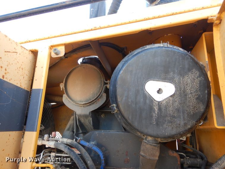 image for item FU9536 2002 Volvo G730 VHP motor grader