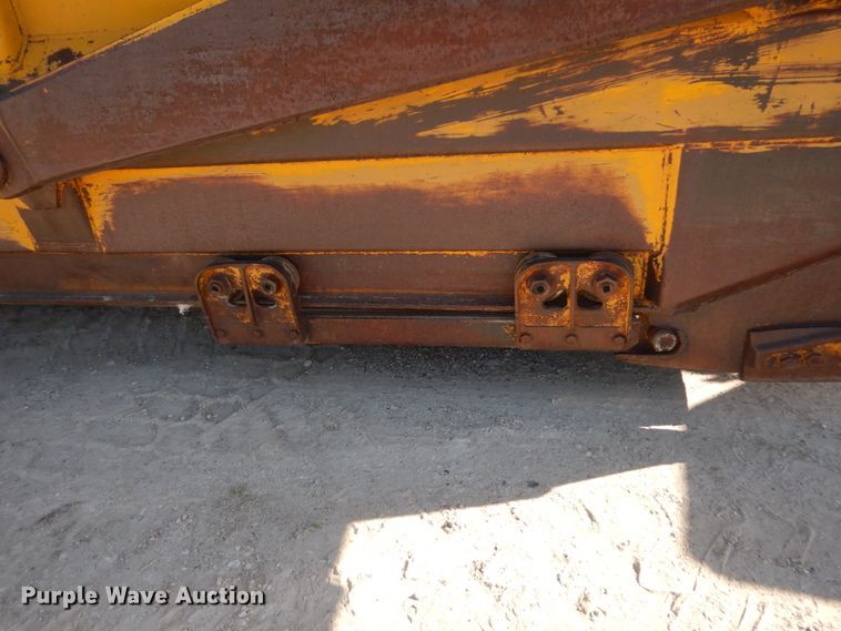 image for item FU9537 Caterpillar 619 elevating scraper