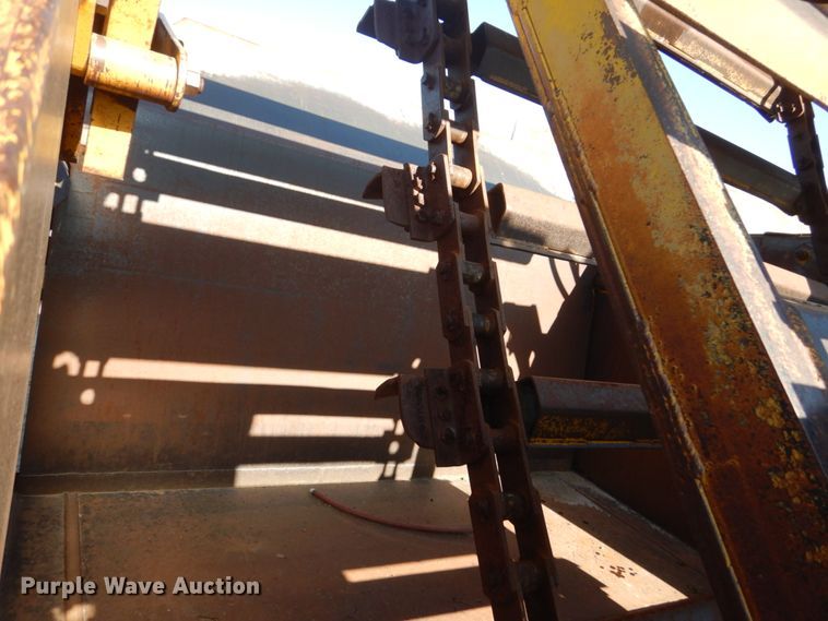 image for item FU9537 Caterpillar 619 elevating scraper