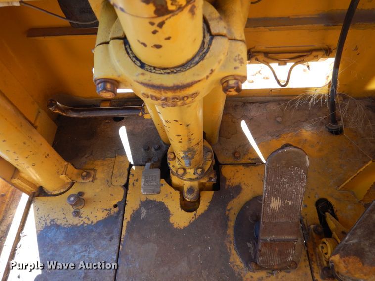 image for item FU9537 Caterpillar 619 elevating scraper