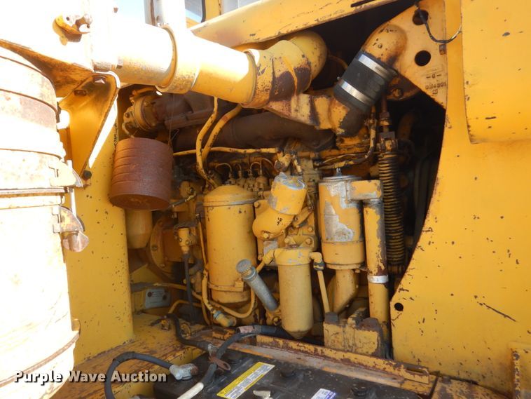 image for item FU9537 Caterpillar 619 elevating scraper