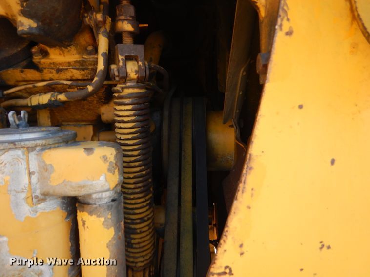 image for item FU9537 Caterpillar 619 elevating scraper