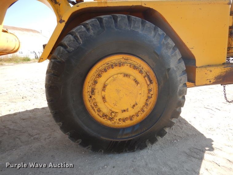 image for item FU9537 Caterpillar 619 elevating scraper