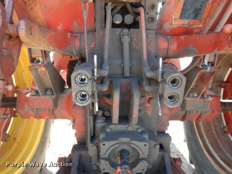 image for item FU9539 International 1066 tractor