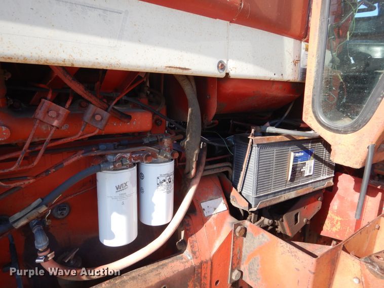 image for item FU9539 International 1066 tractor