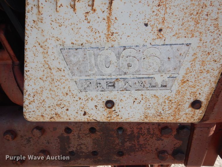 image for item FU9539 International 1066 tractor