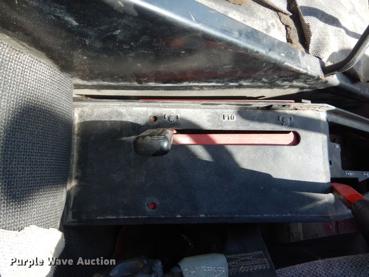 image for item FU9540 International 886 tractor