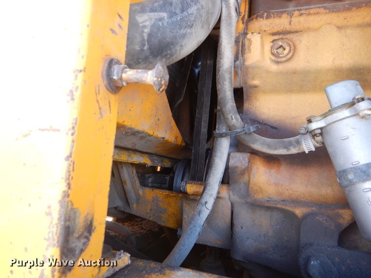 image for item FU9541 1982 John Deere 770A motor grader