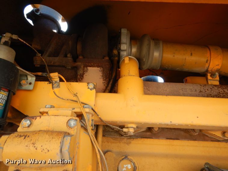 image for item FU9541 1982 John Deere 770A motor grader