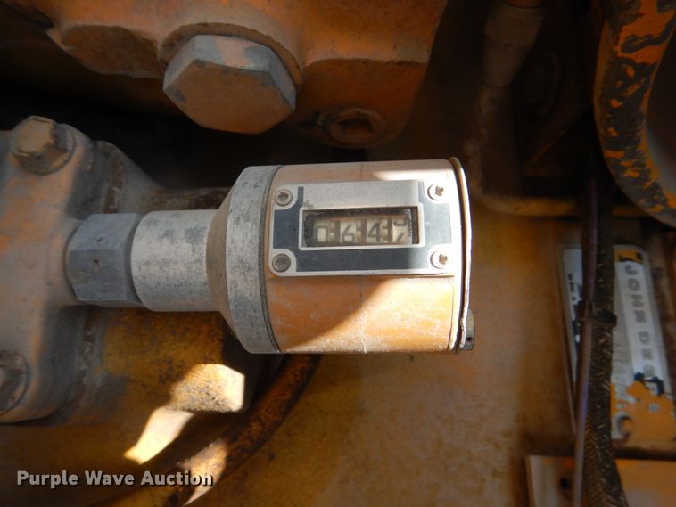 image for item FU9541 1982 John Deere 770A motor grader