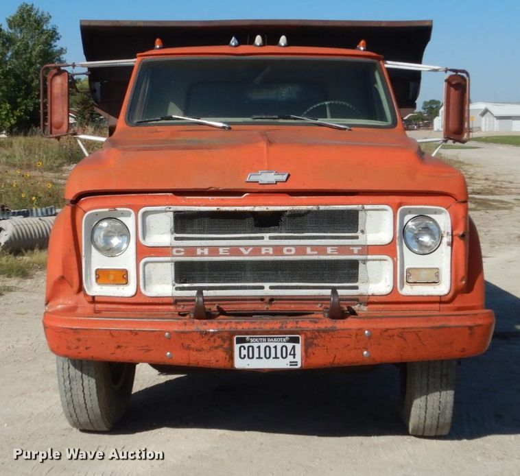 image for item FU9542 1967 Chevrolet 50 dump truck