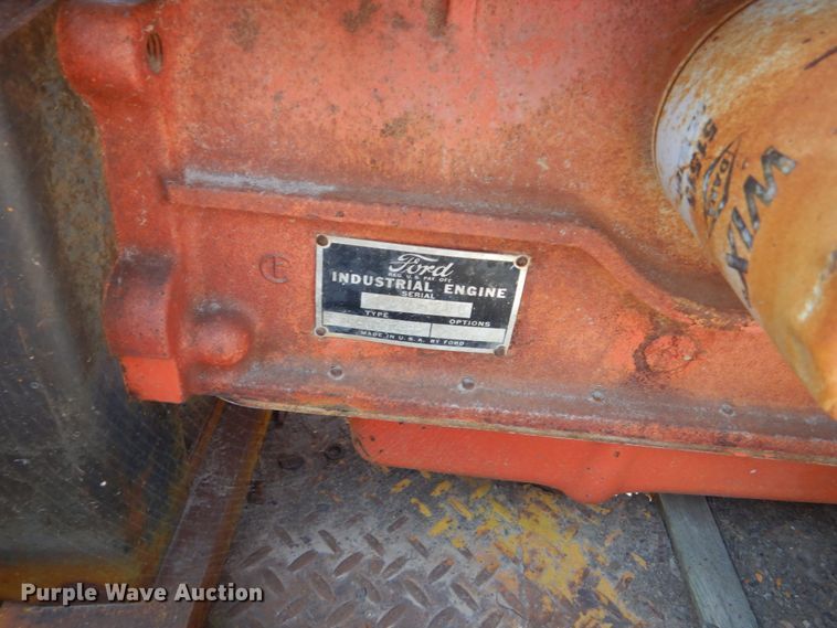 image for item FU9544 1962 International 130 drilling rig truck