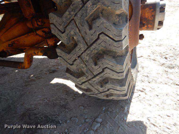 image for item FU9544 1962 International 130 drilling rig truck