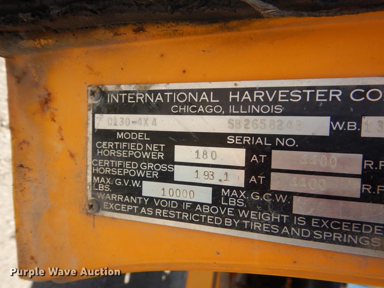 image for item FU9544 1962 International 130 drilling rig truck