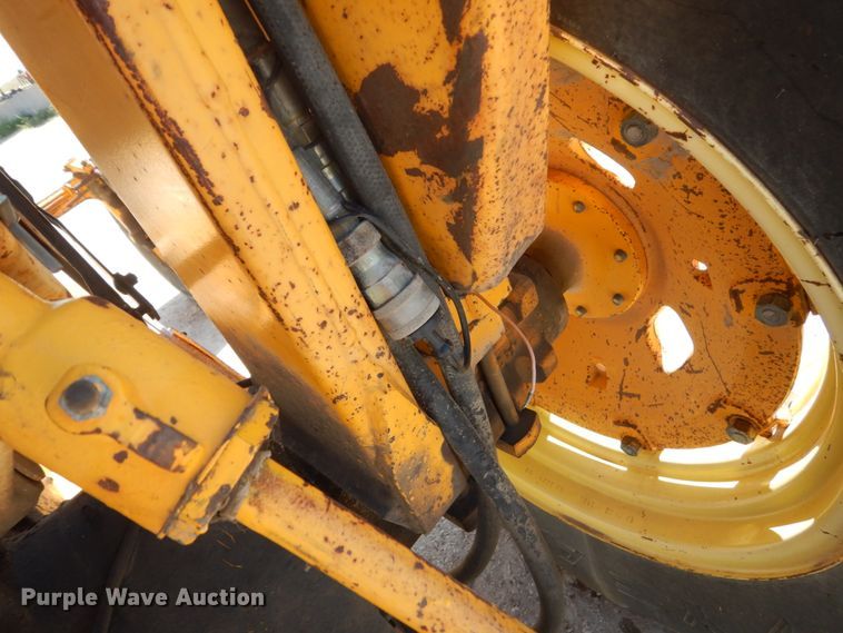 image for item FU9546 John Deere 2640 tractor