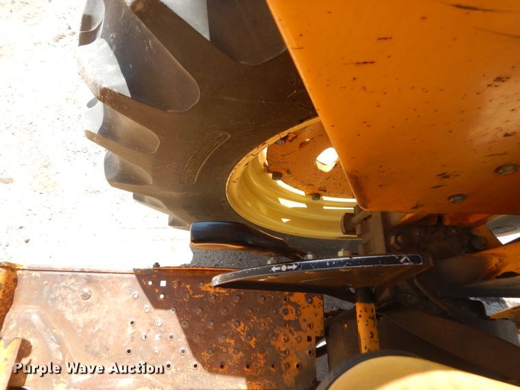 image for item FU9546 John Deere 2640 tractor