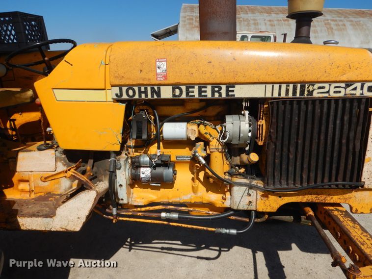 image for item FU9546 John Deere 2640 tractor
