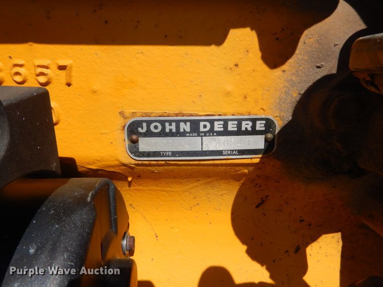 image for item FU9546 John Deere 2640 tractor