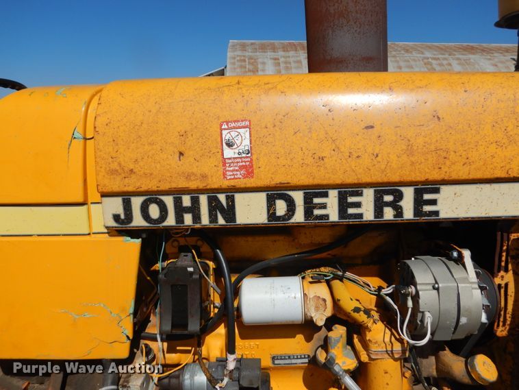 image for item FU9546 John Deere 2640 tractor