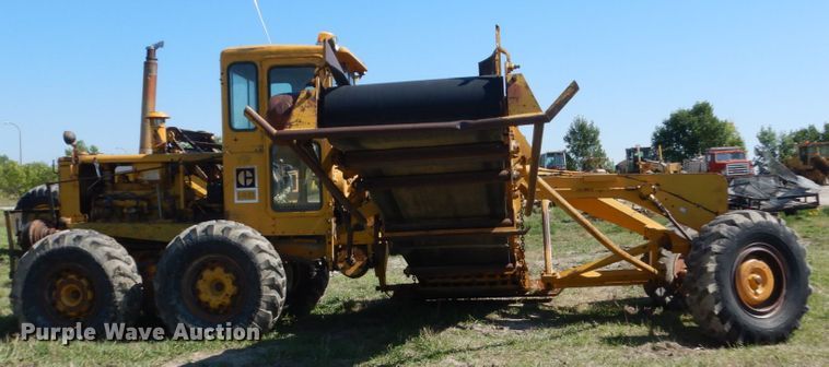 image for item FU9547 1972 Caterpillar 140 rigid frame motor grader