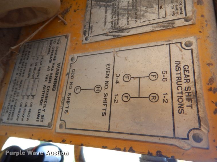 image for item FU9547 1972 Caterpillar 140 rigid frame motor grader