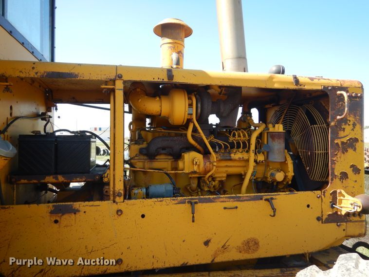 image for item FU9547 1972 Caterpillar 140 rigid frame motor grader