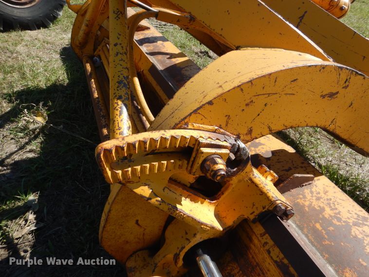 image for item FU9547 1972 Caterpillar 140 rigid frame motor grader