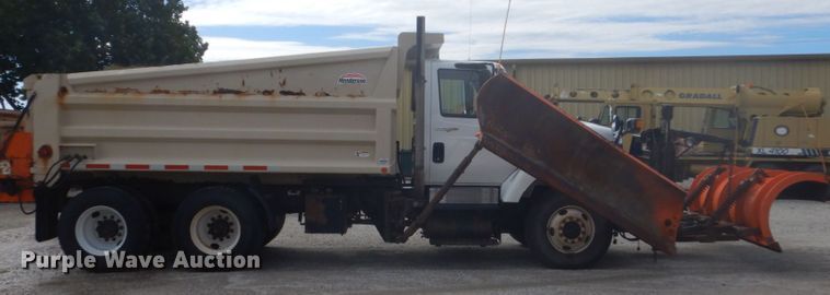 image for item FU9567 2010 International WorkStar 7400 dump truck