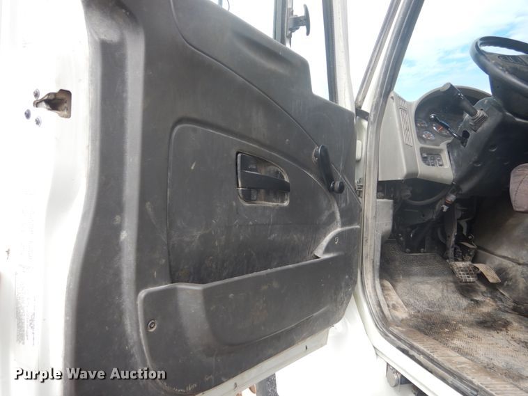 image for item FU9567 2010 International WorkStar 7400 dump truck