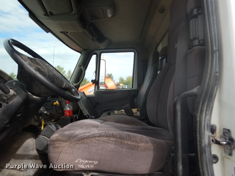 image for item FU9567 2010 International WorkStar 7400 dump truck