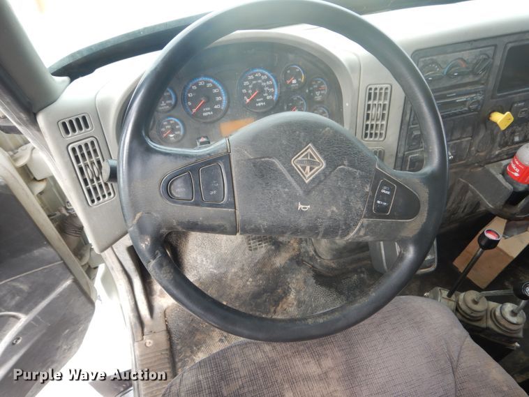 image for item FU9567 2010 International WorkStar 7400 dump truck