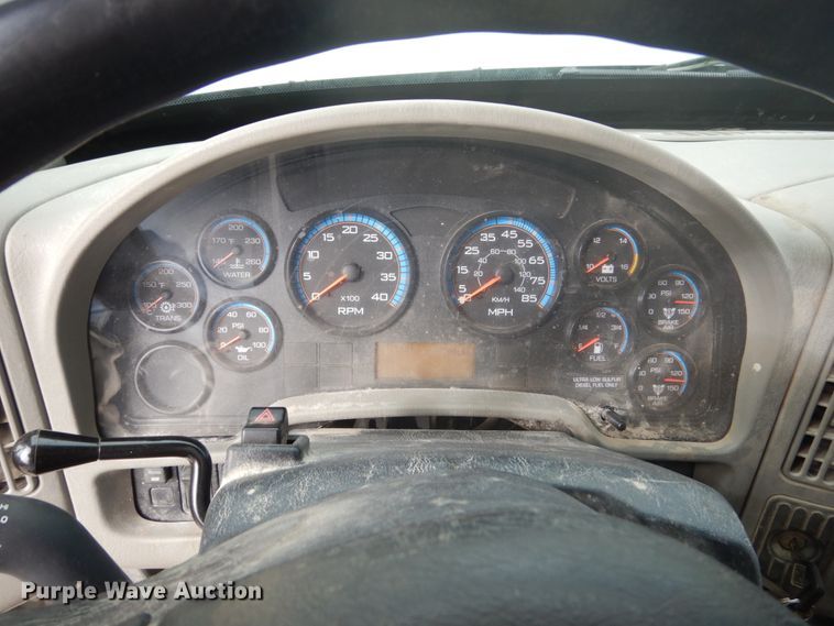 image for item FU9567 2010 International WorkStar 7400 dump truck