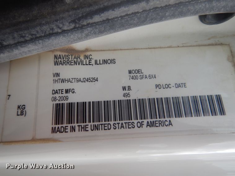 image for item FU9567 2010 International WorkStar 7400 dump truck