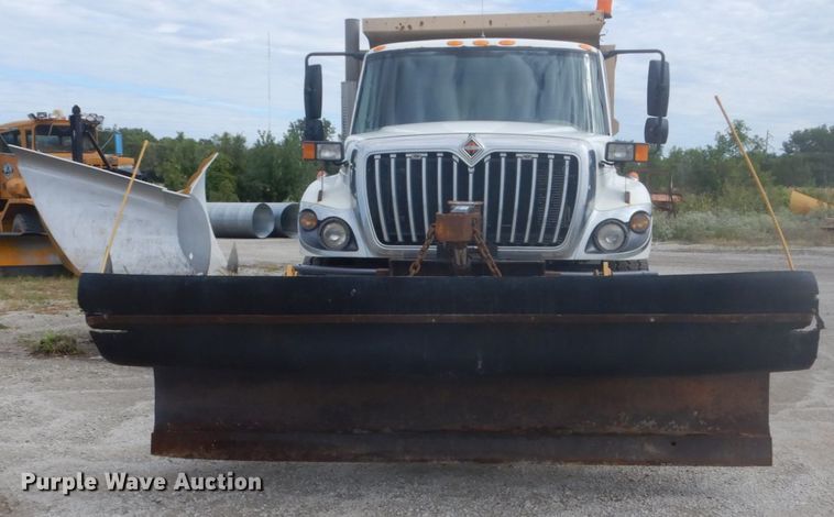 image for item FU9568 2009 International 7400 dump truck