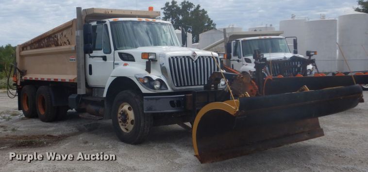 image for item FU9568 2009 International 7400 dump truck