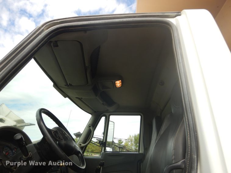 image for item FU9568 2009 International 7400 dump truck