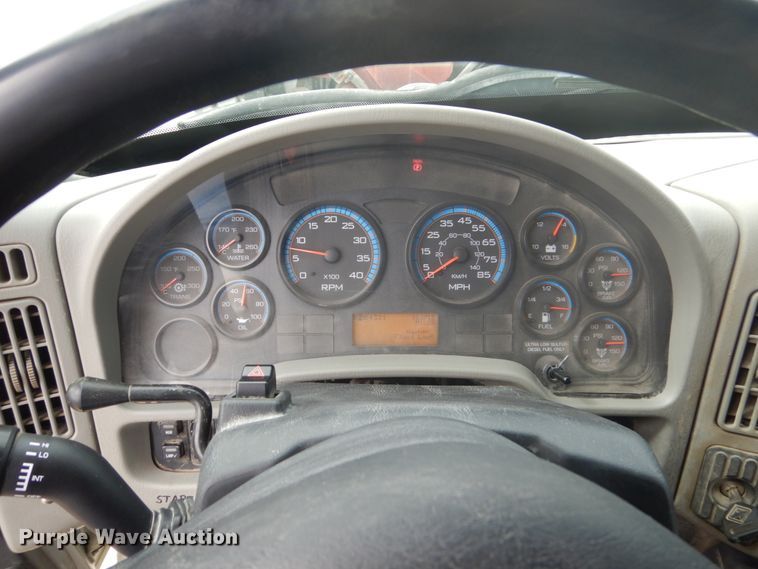 image for item FU9568 2009 International 7400 dump truck