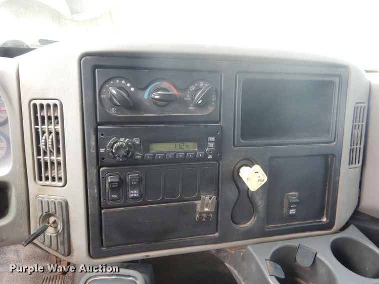 image for item FU9568 2009 International 7400 dump truck