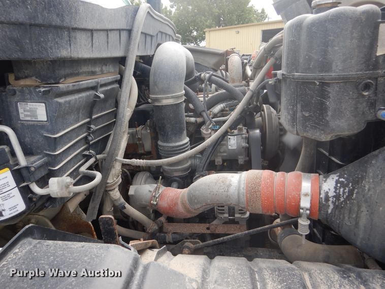 image for item FU9568 2009 International 7400 dump truck