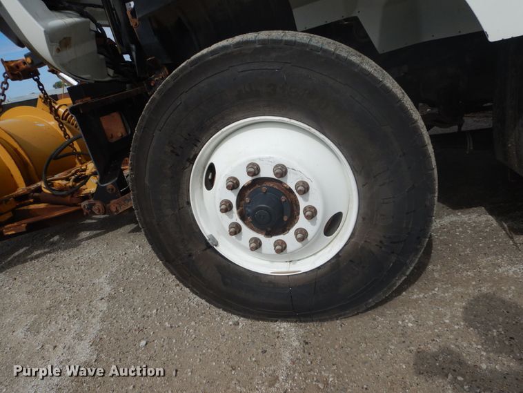 image for item FU9568 2009 International 7400 dump truck