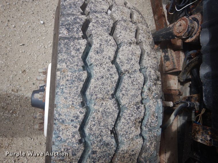 image for item FU9568 2009 International 7400 dump truck