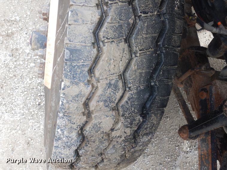 image for item FU9568 2009 International 7400 dump truck