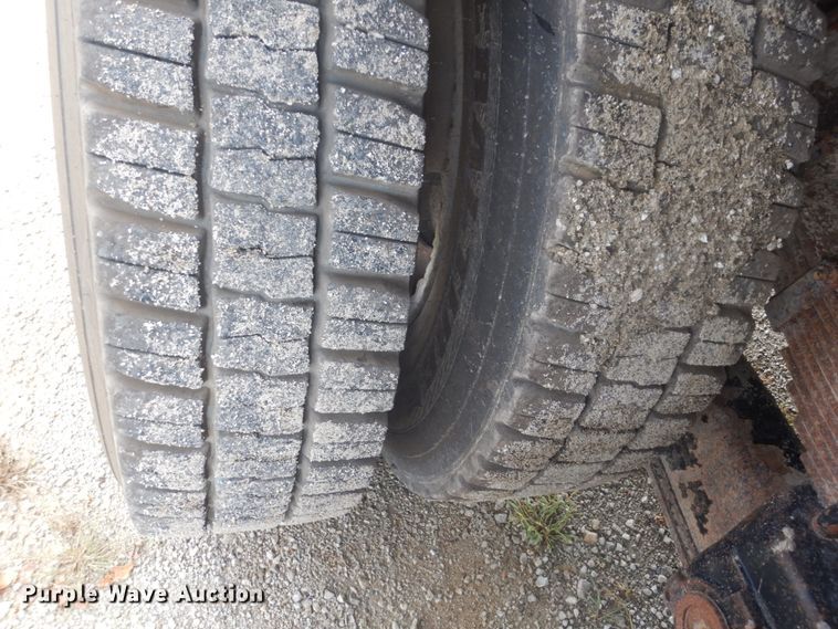 image for item FU9568 2009 International 7400 dump truck